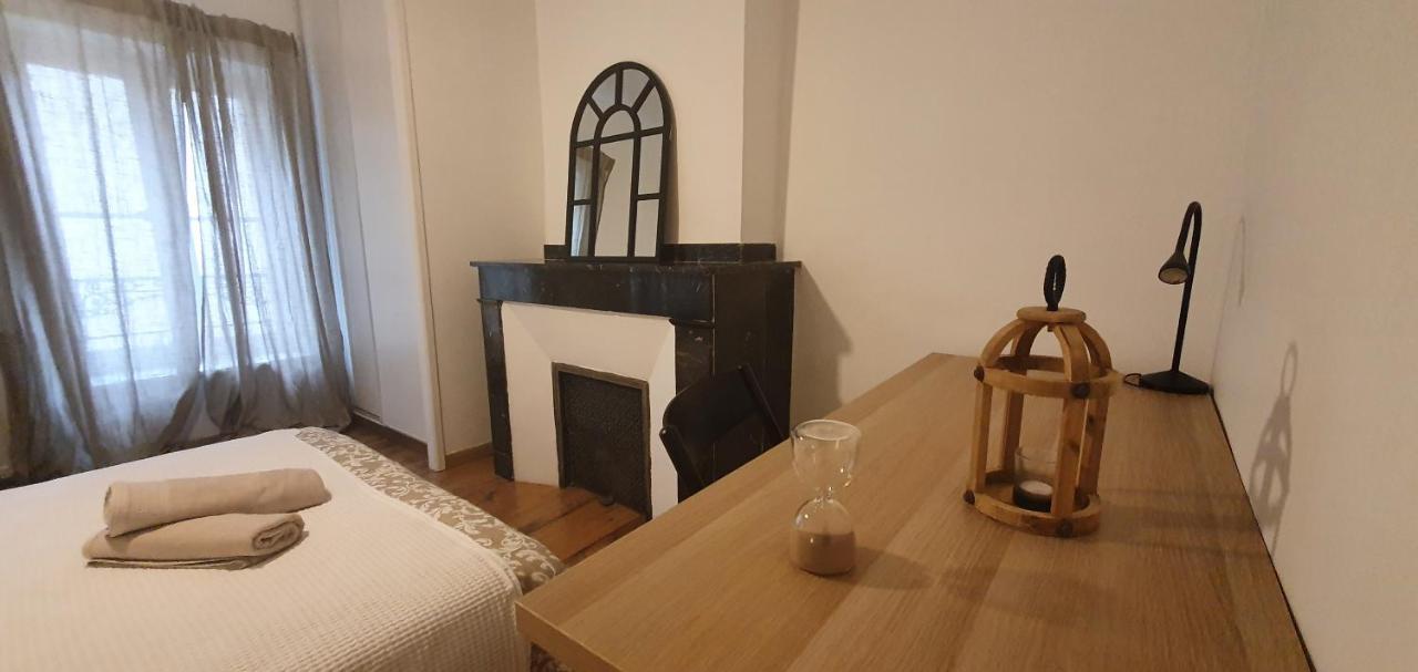 Santocha : Appartement En Plein Coeur De Ville ! Carcassonne Dış mekan fotoğraf