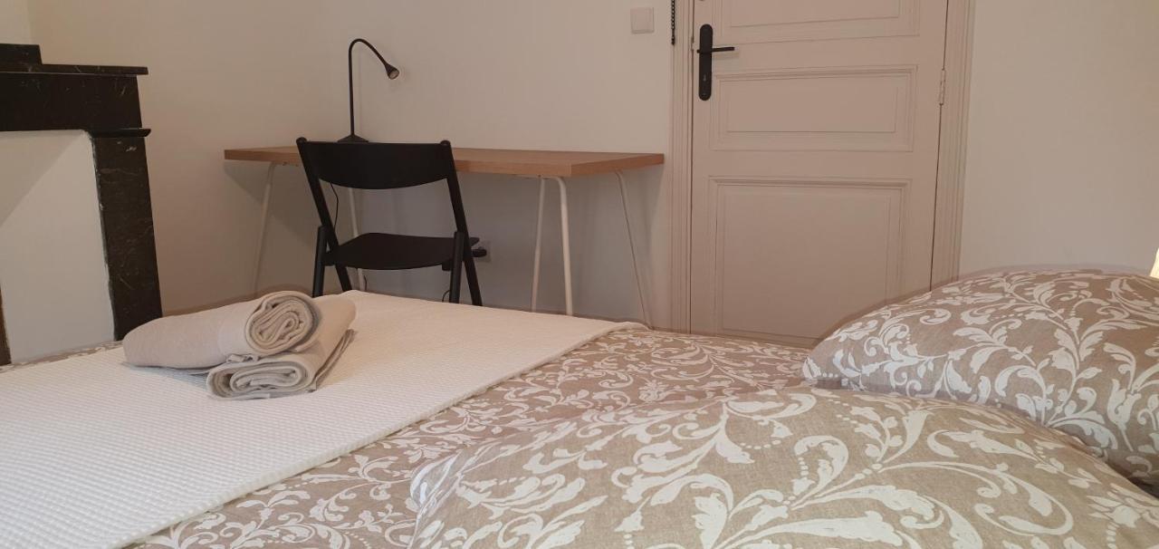 Santocha : Appartement En Plein Coeur De Ville ! Carcassonne Dış mekan fotoğraf